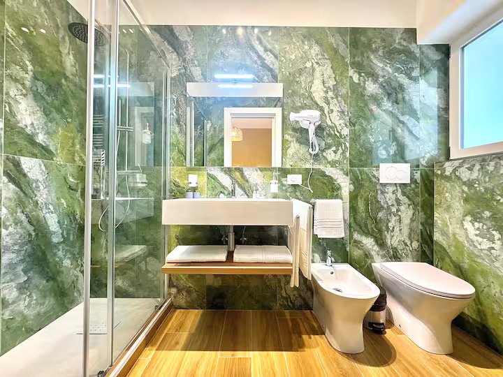 2be30ca9-ae64-4555-8dc6-00244d72f1b7