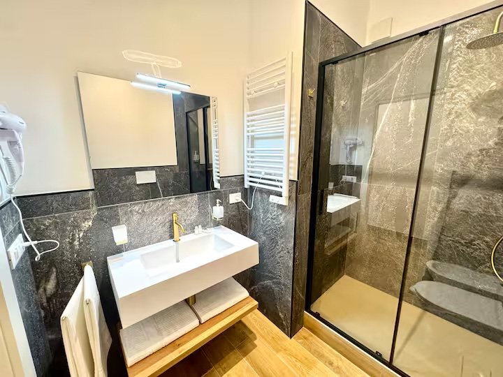 97091926-4df0-41f4-bdf5-7e40db33a815