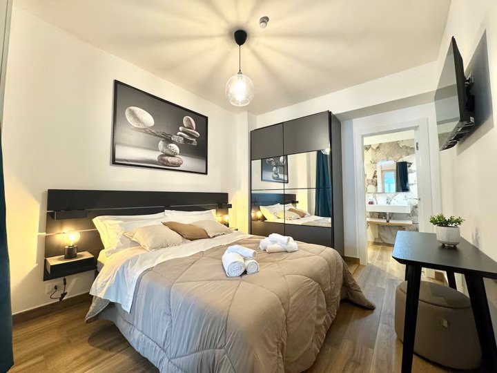 a8197f9d-b84d-4750-90f9-c059d1dbb42c